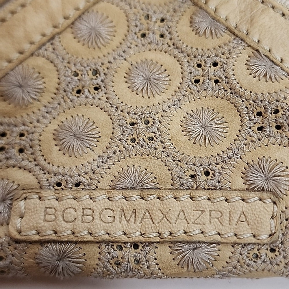 Vintage Y2K BCBG Maxaria Tan Unique Rare Handbag. - Picture 2 of 13